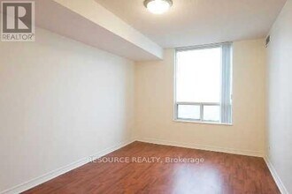 68 Corporate Dr in Toronto, ON - Building Photo - Building Photo