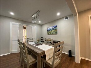 704 Dunbar Dr in Dunwoody, GA - Building Photo - Building Photo