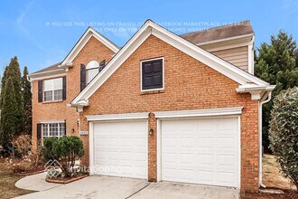 10828 Fountaingrove Dr in Charlotte, NC - Building Photo - Building Photo