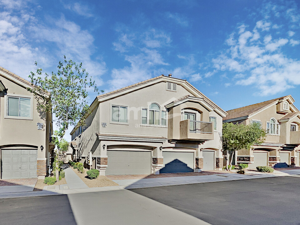 10132 Sunset Palisades Way in Las Vegas, NV - Building Photo