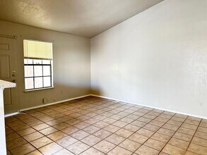 1102 Hickory Grove Dr in Austin, TX - Building Photo - Building Photo