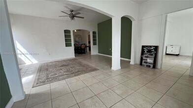 113 NW 35th St in Miami, FL - Building Photo - Building Photo