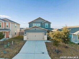 4303 Brigade Bnd in Converse, TX - Building Photo