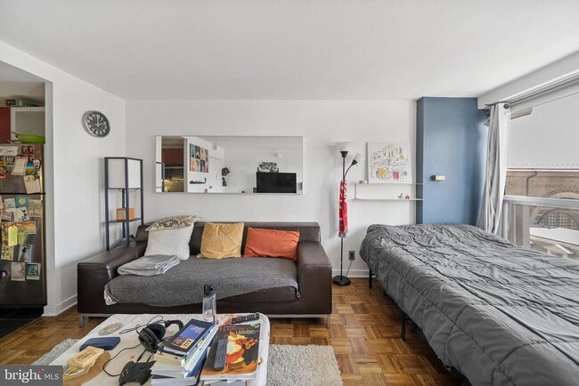 property at 224 W Rittenhouse Square