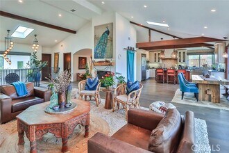 5617 Colodny Dr in Agoura Hills, CA - Building Photo - Building Photo