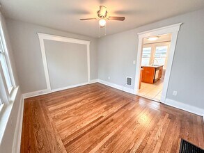 190 School St in Hamden, CT - Building Photo - Building Photo