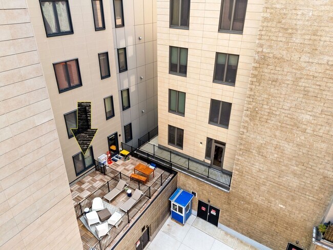 16 Taber St in Boston, MA - Building Photo - Building Photo