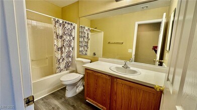 804 Seneca Heights Ave in North Las Vegas, NV - Building Photo - Building Photo