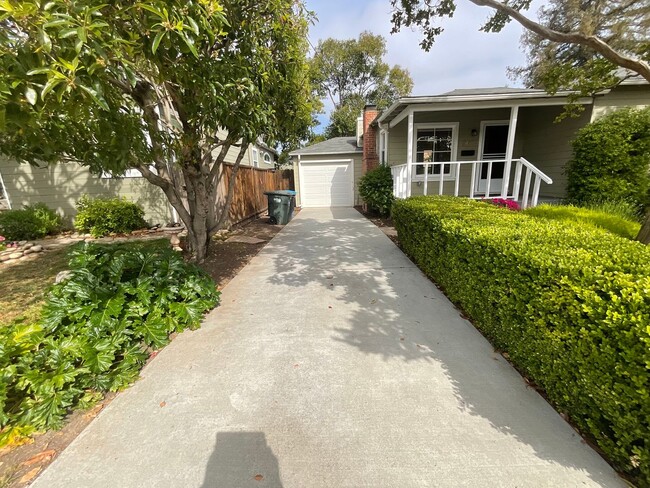property at 962 Hall St