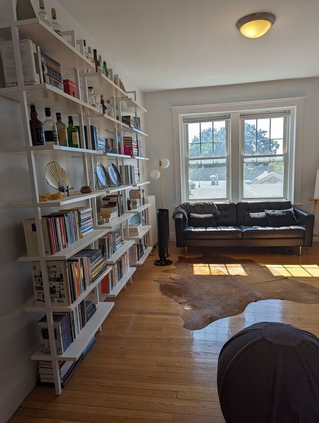 19 Shepard St in Cambridge, MA - Building Photo - Building Photo