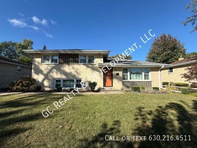 408 Oak Ave