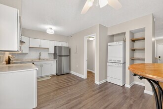 500 Paragon Mills Rd in Nashville, TN - Building Photo - Building Photo