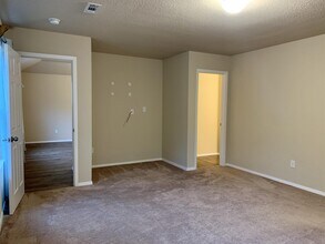 7851 Bridgegate Ave in Springdale, AR - Building Photo - Building Photo