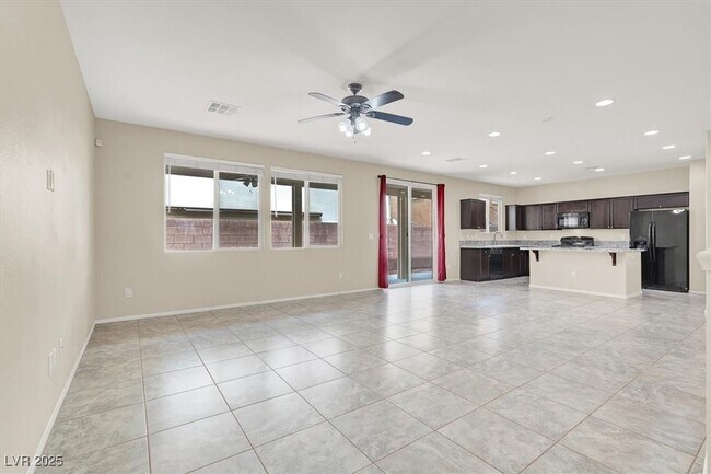 3638 Via Messina in Henderson, NV - Foto de edificio - Building Photo