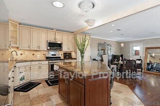 1867 Guilder Glen in Escondido, CA - Building Photo - Building Photo