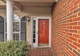 1694 Red Oak Dr, Unit 185 in Dalton, GA - Foto de edificio - Building Photo