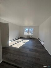 190 Birdseye St in Bridgeport, CT - Building Photo - Building Photo
