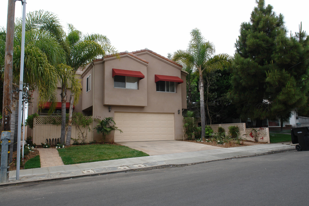 526-530 Westbourne St in La Jolla, CA - Building Photo