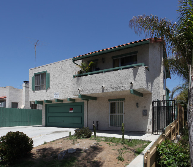 4325 Felton St in San Diego, CA - Building Photo - Building Photo