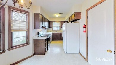 1209 Sidney Dr in Wilmington, NC - Building Photo - Building Photo