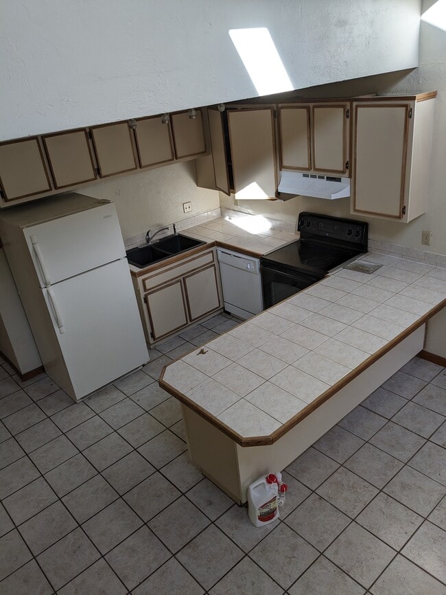 property at 1220 High Rd