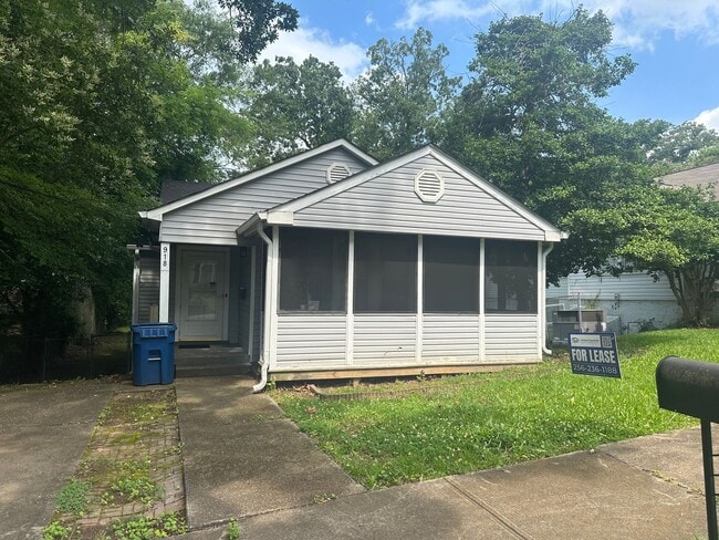 property at 918 Isabell Ave
