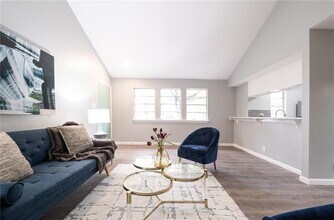 102 Nicole Cove in Round Rock, TX - Building Photo - Building Photo