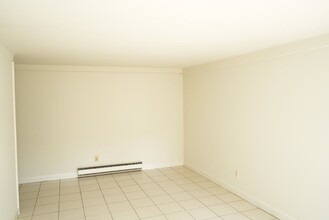 109 Piedmont Ave N in Charlottesville, VA - Building Photo - Building Photo