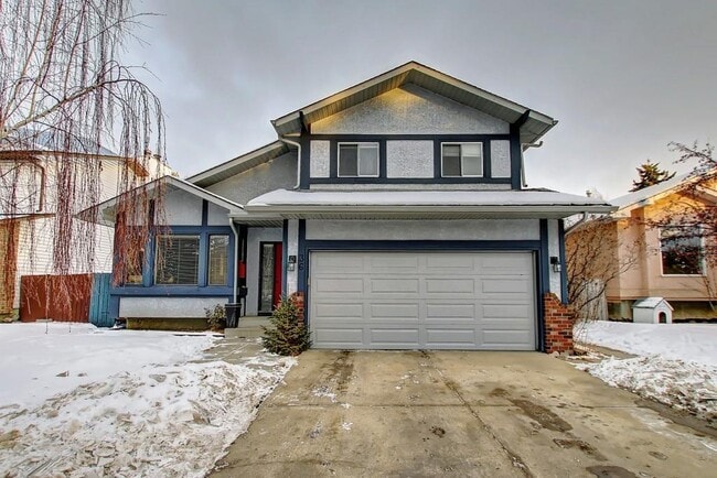 36 Millpark Rd SW in Calgary, AB - Building Photo - Building Photo