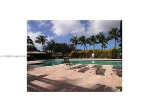 1621 Barcelona Way in Weston, FL - Building Photo - Building Photo