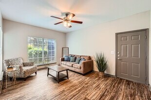 Eastside at 2201 in Austin, TX - Building Photo