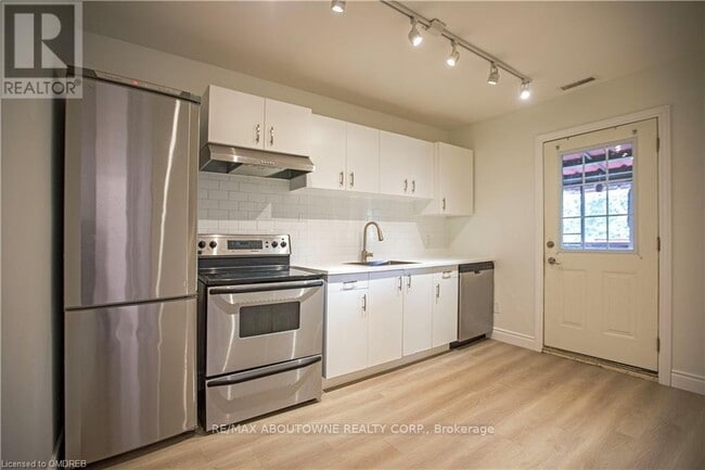 property at 49-49 Fairleigh Ave S