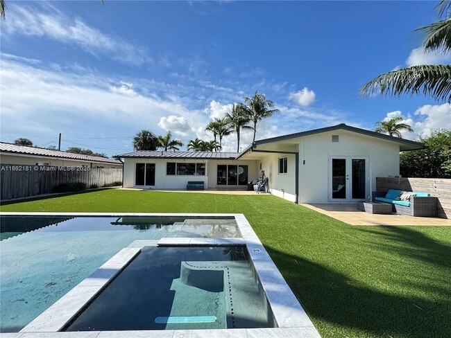 property at 1709 SW 5th Pl
