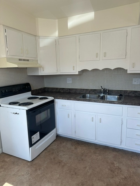 property at 7594 Hazelcrest Dr