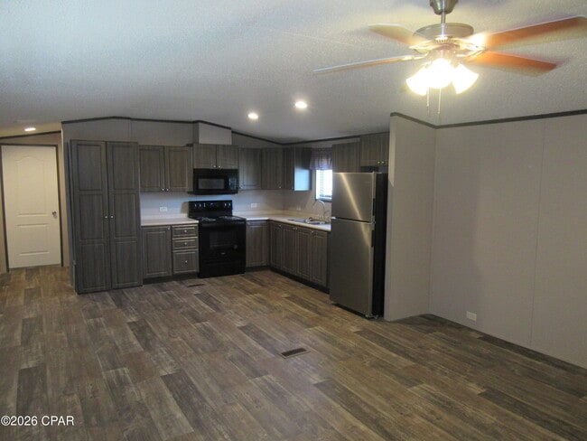 4905 Alameda St in Panama City, FL - Building Photo - Building Photo