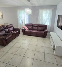 11433 SW 251st St in Homestead, FL - Building Photo - Building Photo