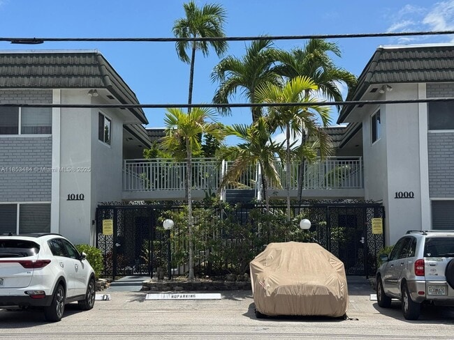1000 SE 15th St in Fort Lauderdale, FL - Building Photo - Building Photo