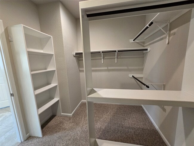 property at 511 Yellow Bullhead Ct