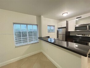 1034 Lenox Ave. in Miami Beach, FL - Building Photo - Building Photo