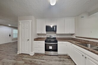 2142 Musket Ridge Dr in Richmond, TX - Building Photo - Building Photo