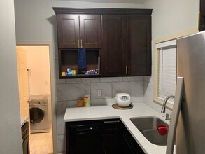 4204 Letitia Ave S, Unit 1 in Seattle, WA - Building Photo - Building Photo