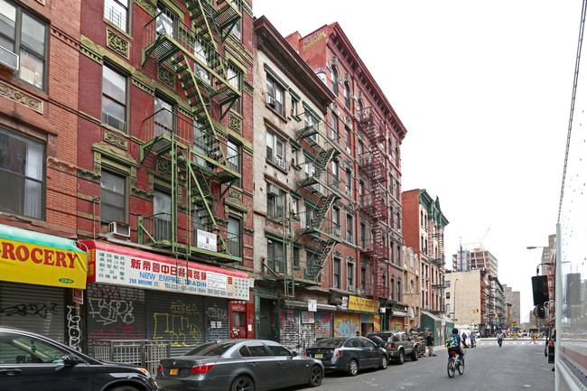 286 Broome St in New York, NY - Building Photo - Building Photo