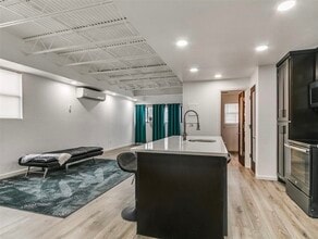 931 NW 7th St in Oklahoma City, OK - Building Photo - Building Photo