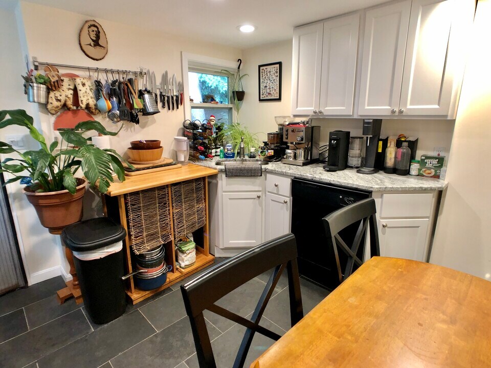 60 Rockwood St, Unit 1 in Boston, MA - Building Photo