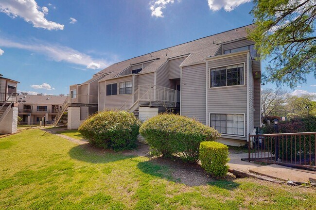 property at 426 Yacht Club Dr