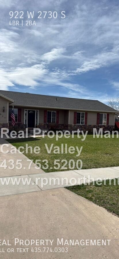 property at 922 W 2730 S