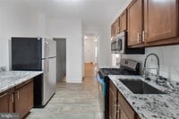 752 Linnard St photo'