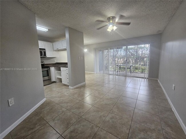 property at 14107 Glenmoor Dr