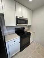 3162 Coral Springs Dr in Coral Springs, FL - Building Photo