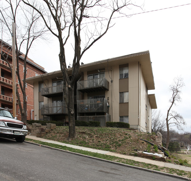 4135 Locust St in Kansas City, MO - Building Photo - Building Photo